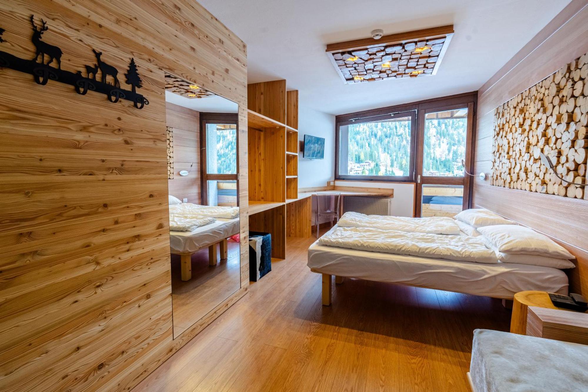 Hotel Dahu Мадонна-ди-Кампильо Экстерьер фото