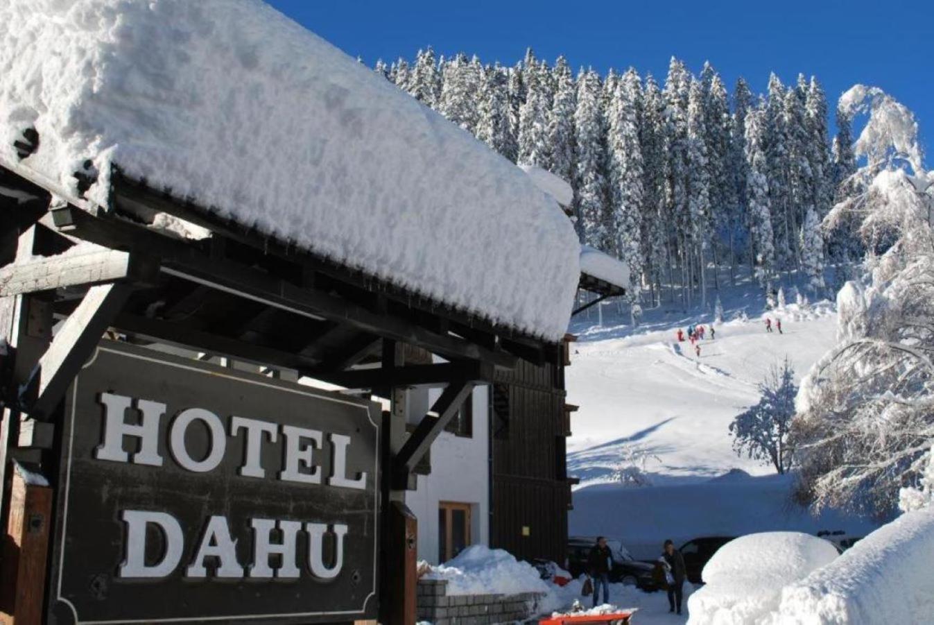 Hotel Dahu Мадонна-ди-Кампильо Экстерьер фото